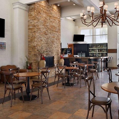 Ramada By Wyndham Tucson Hotel Ngoại thất bức ảnh