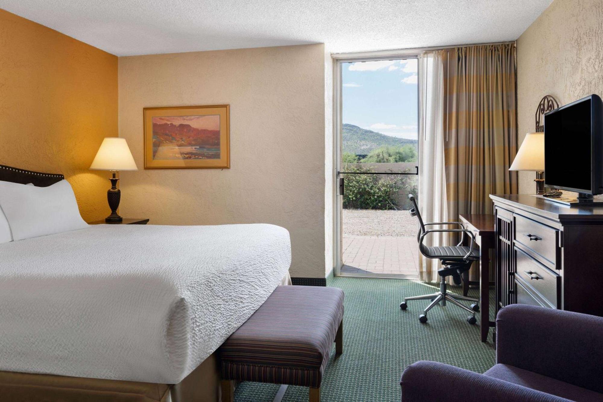 Ramada By Wyndham Tucson Hotel Ngoại thất bức ảnh